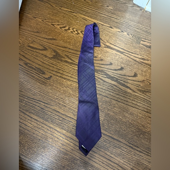 Burberry Deep Purple Men's Tie - Picture 1 of 3